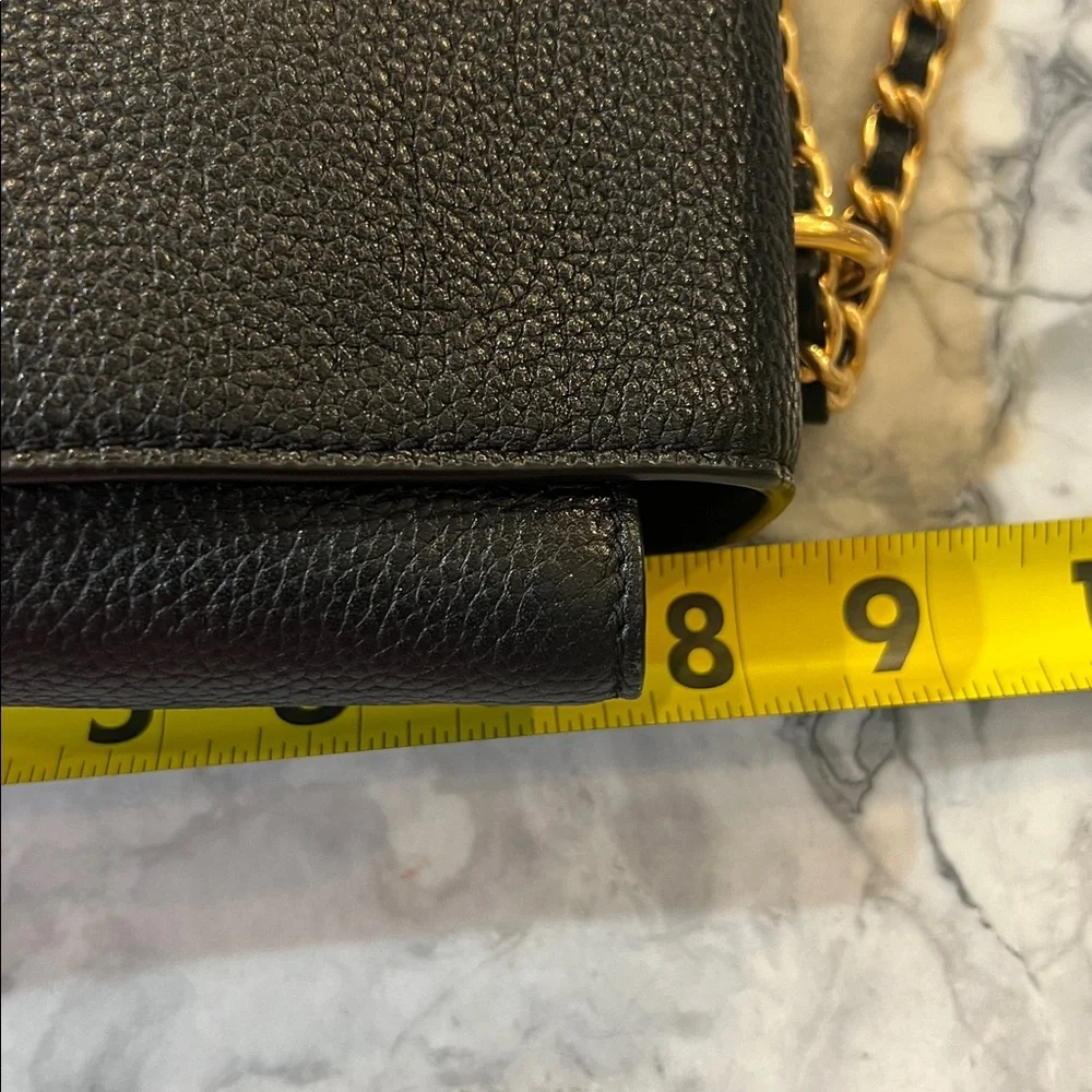 Tory Burch ships from